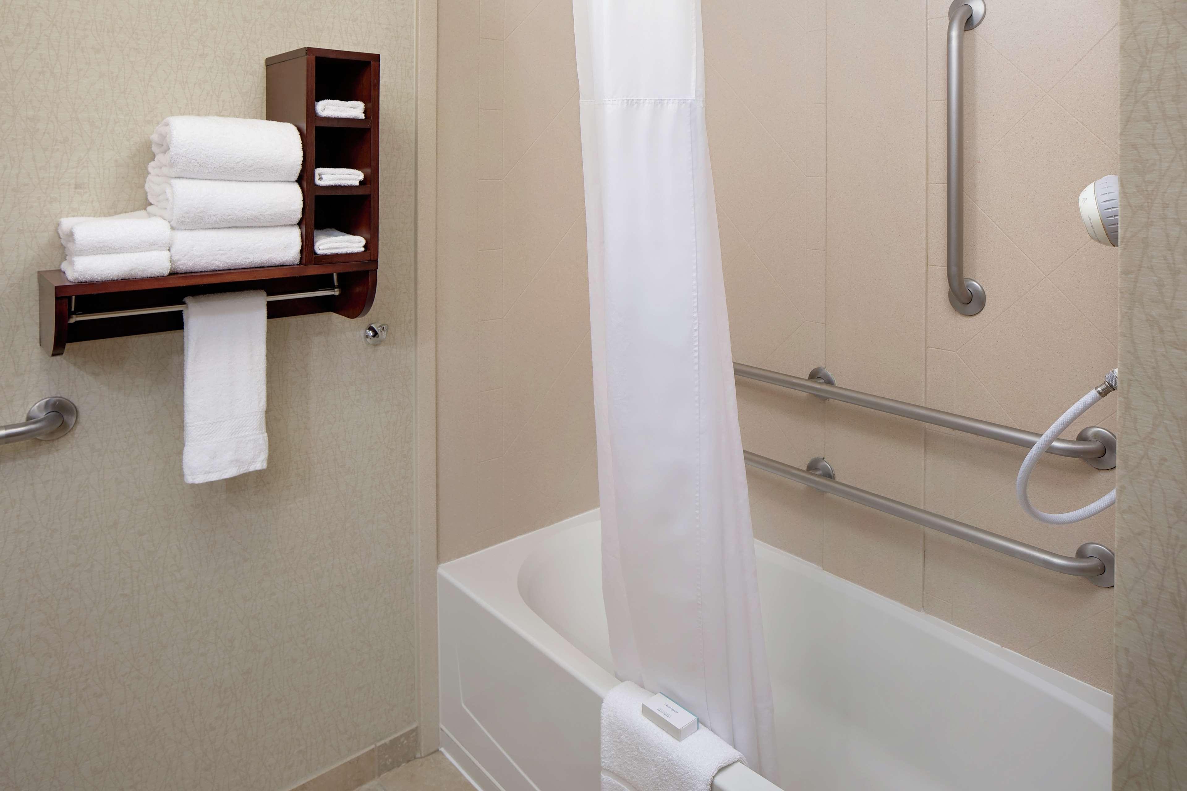 Hampton Inn Long Island/Islandia Εξωτερικό φωτογραφία